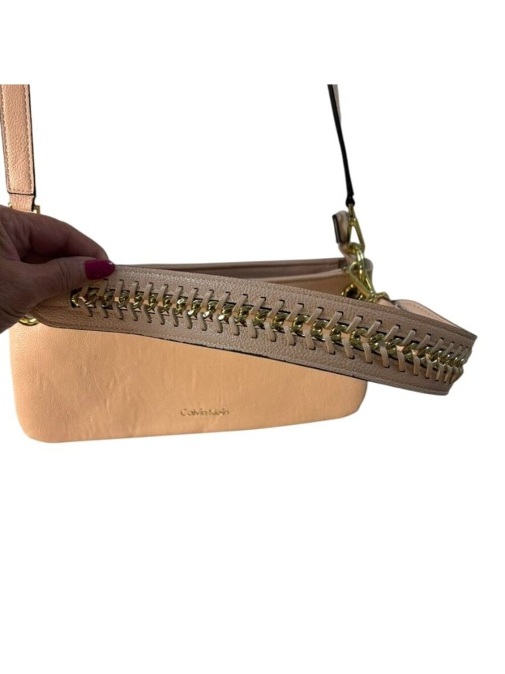 Calvin Klein Blush Pink Leather Crossbody Bag With Gold Chain Strap - Picture 3 of 10